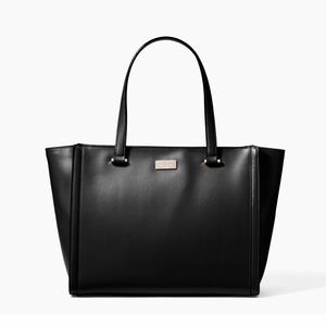 🎉HP🎉 Kate Spade Regatta Court Vita Tote in Black